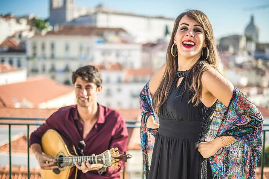 Portugal permanent residence requirements: immigration to Portugal